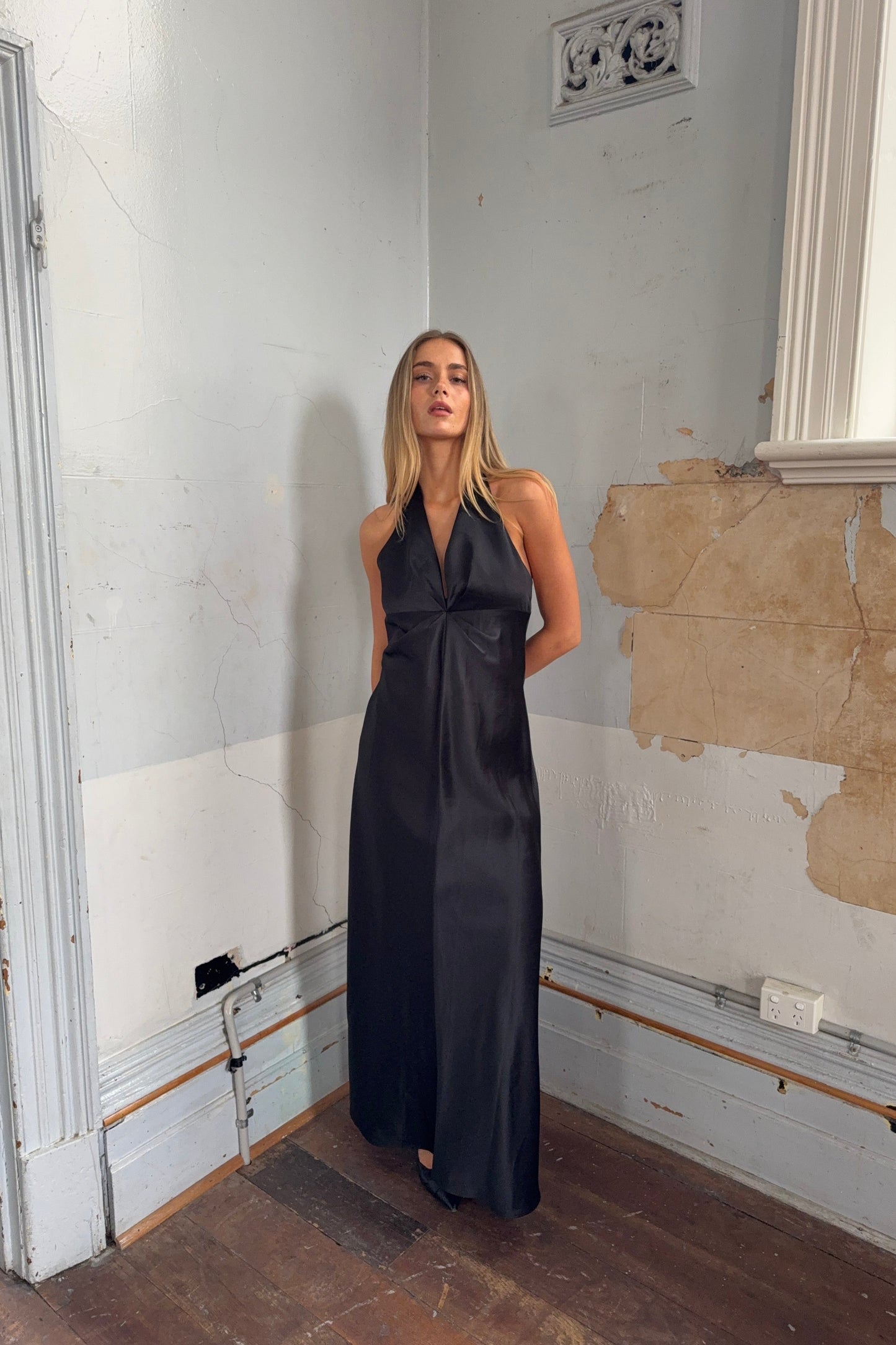 VINTAGE SHELLI SEGAL CARRIE GOWN