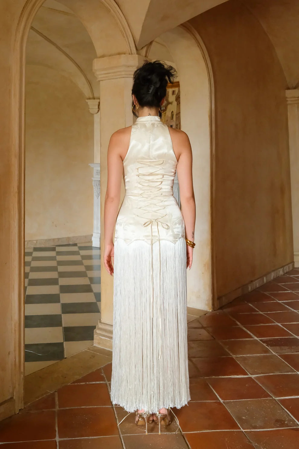 SHII GOWN