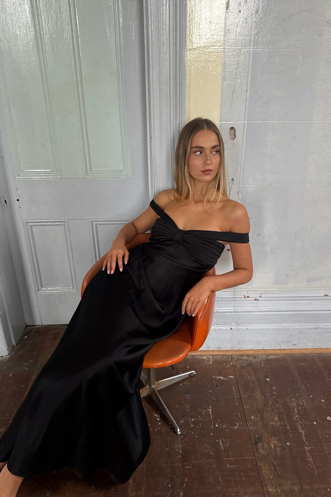 VINTAGE CALVIN KLEIN ISLA GOWN