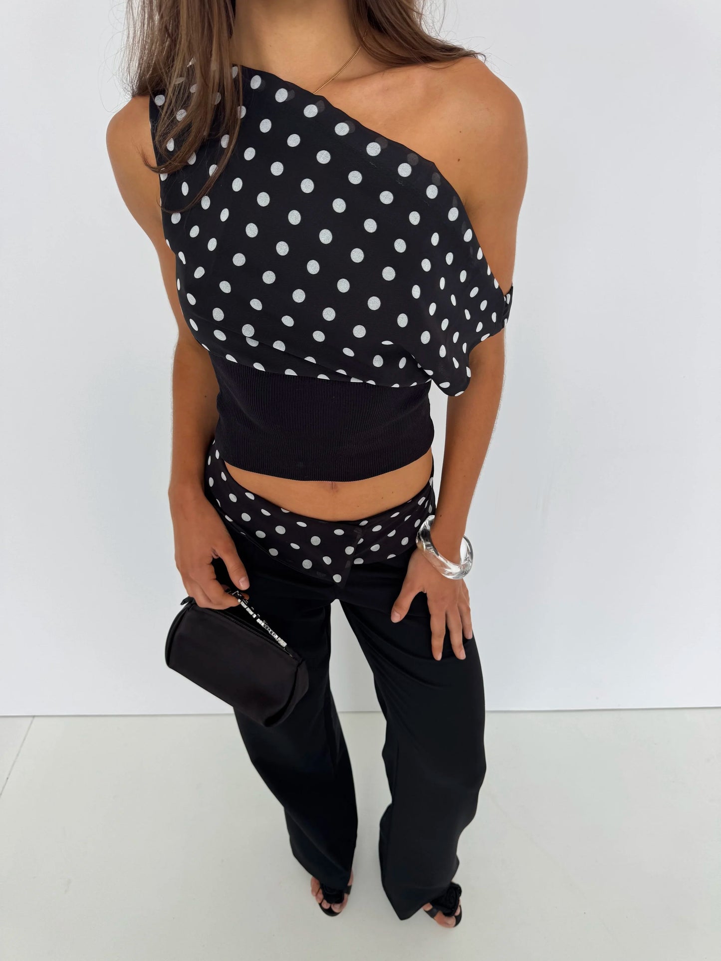 MONA SET