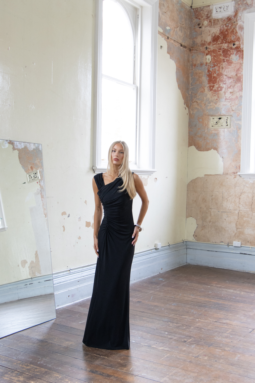 VINTAGE CALVIN KLEIN KAIA GOWN